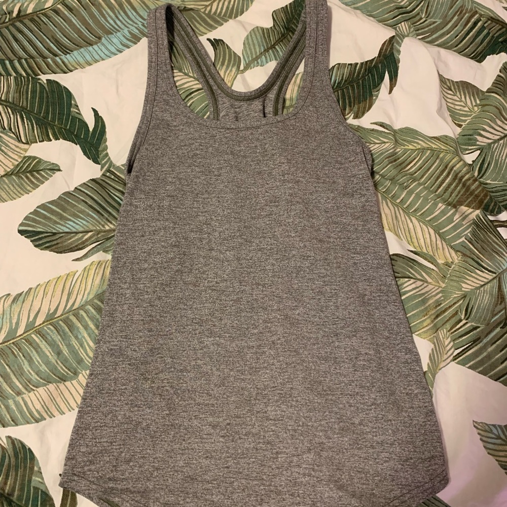 Lululemon tank